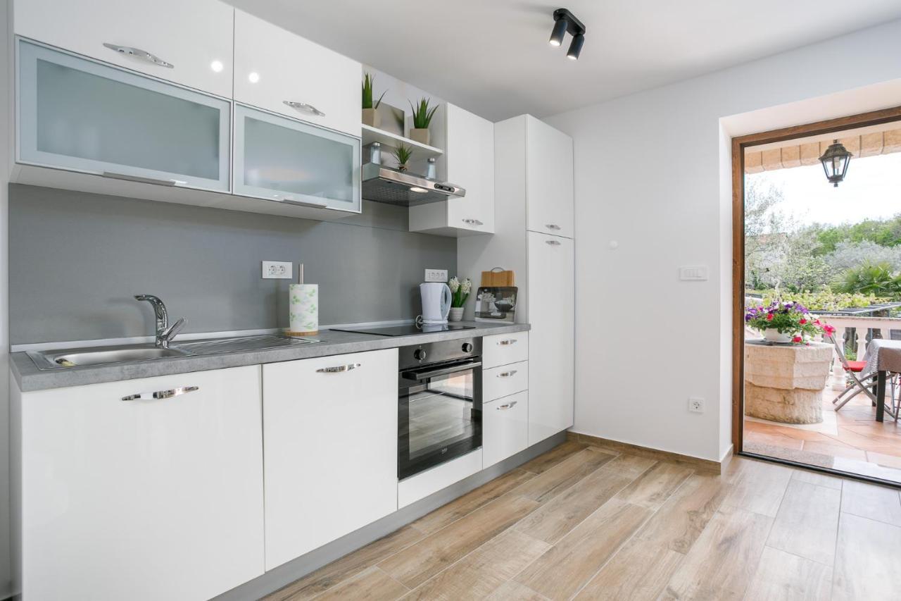 Apartment Ivana มาลินสกา ภายนอก รูปภาพ